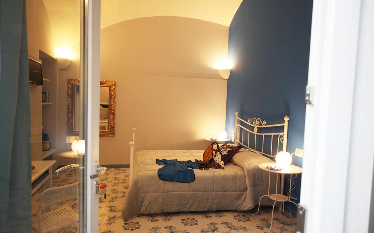 Domus Vilu Bed & Breakfast Nocera Superiore Екстериор снимка