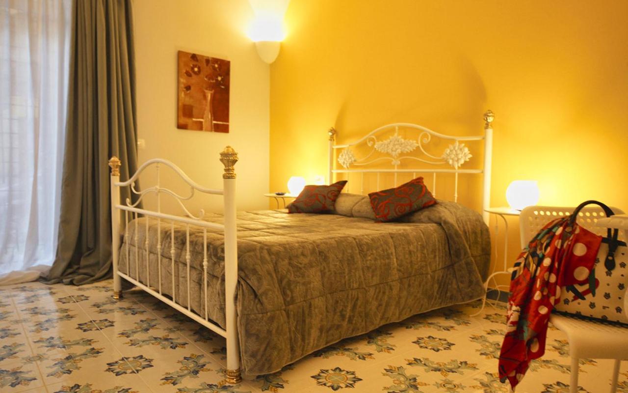 Domus Vilu Bed & Breakfast Nocera Superiore Екстериор снимка