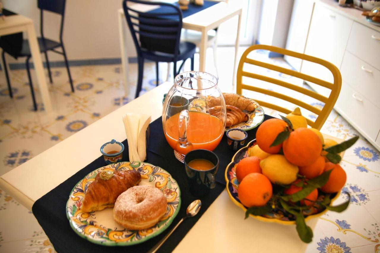 Domus Vilu Bed & Breakfast Nocera Superiore Екстериор снимка