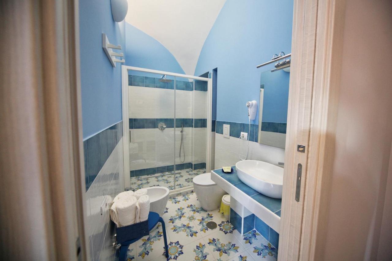 Domus Vilu Bed & Breakfast Nocera Superiore Екстериор снимка