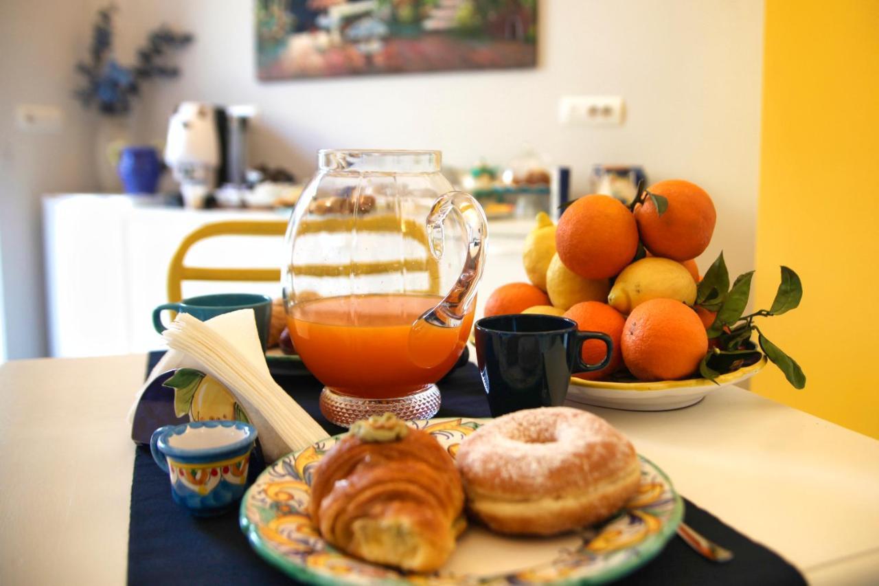 Domus Vilu Bed & Breakfast Nocera Superiore Екстериор снимка