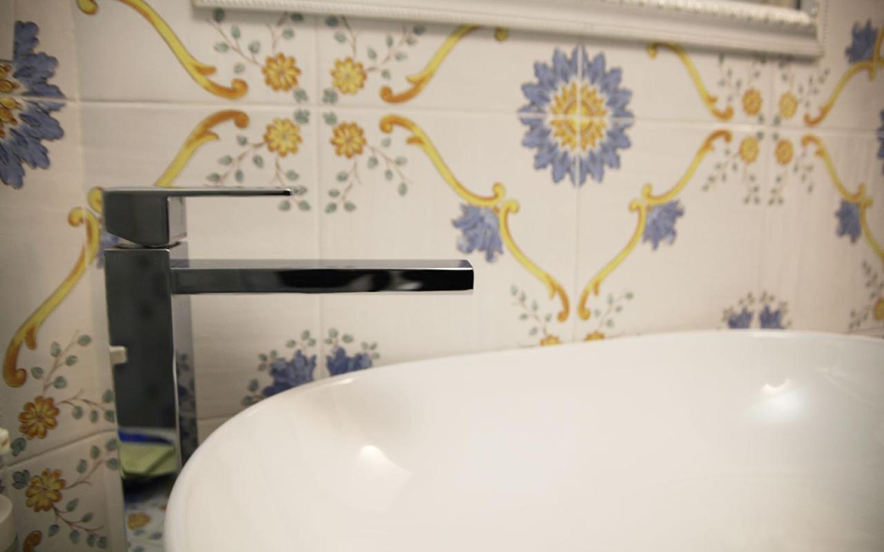 Domus Vilu Bed & Breakfast Nocera Superiore Екстериор снимка