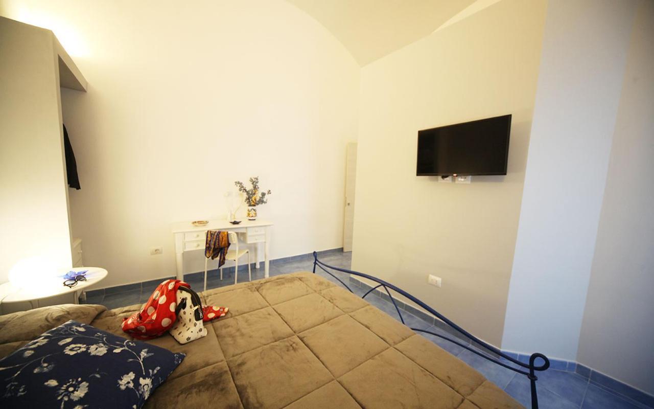 Domus Vilu Bed & Breakfast Nocera Superiore Екстериор снимка