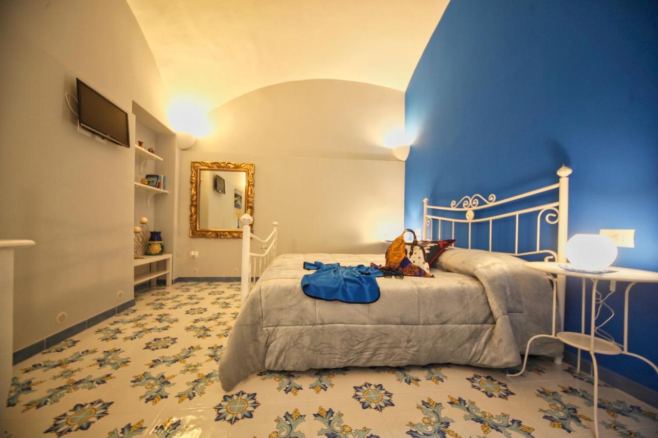 Domus Vilu Bed & Breakfast Nocera Superiore Екстериор снимка
