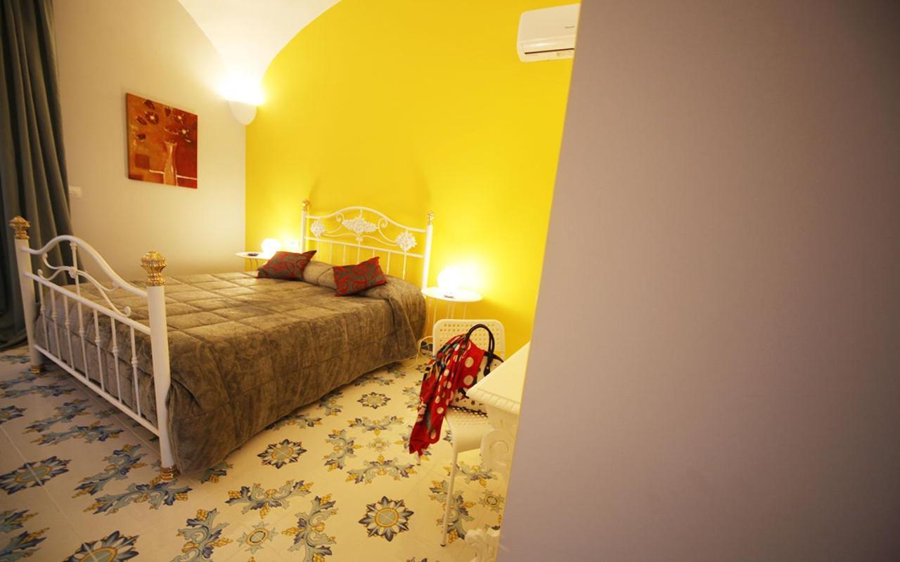 Domus Vilu Bed & Breakfast Nocera Superiore Екстериор снимка